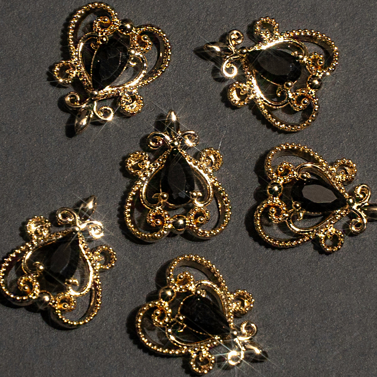 Vintage Black Hearts 6pcs