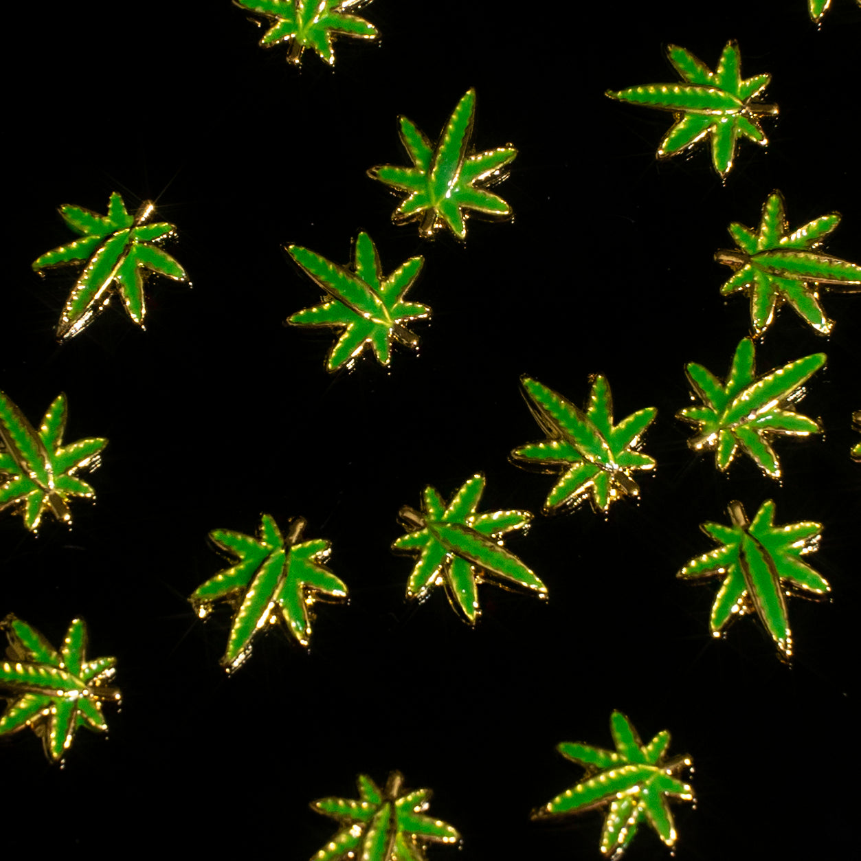 Green weed Charms 10pcs