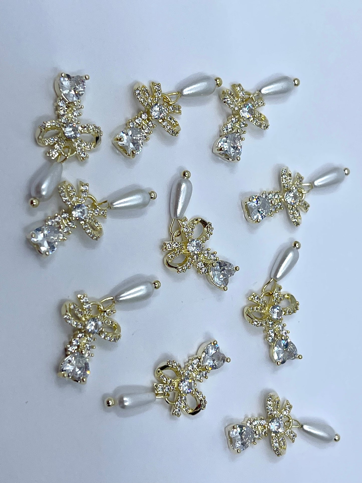 Heart and Bow Dangle Gold