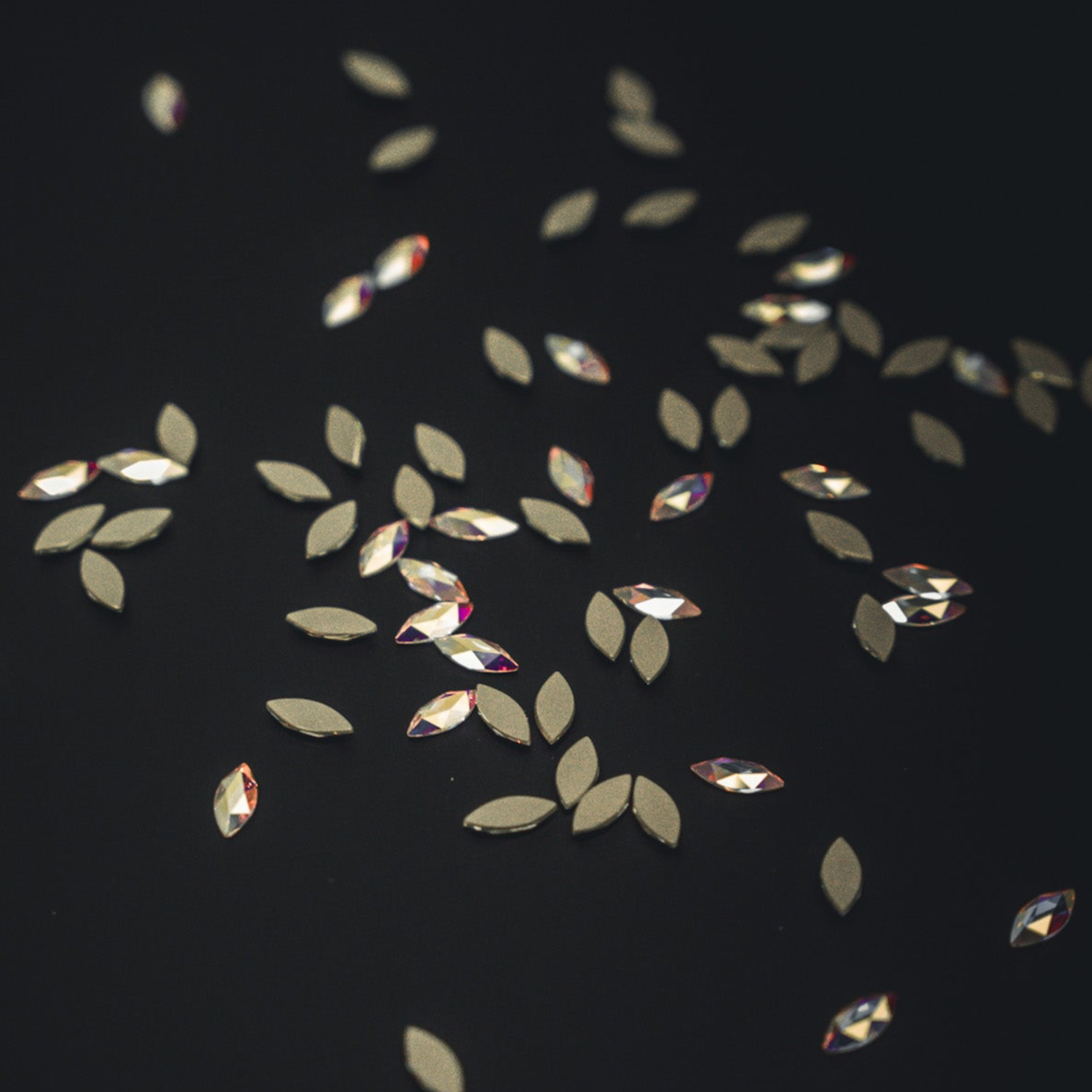 2201 Marquise 8x3.5mm
