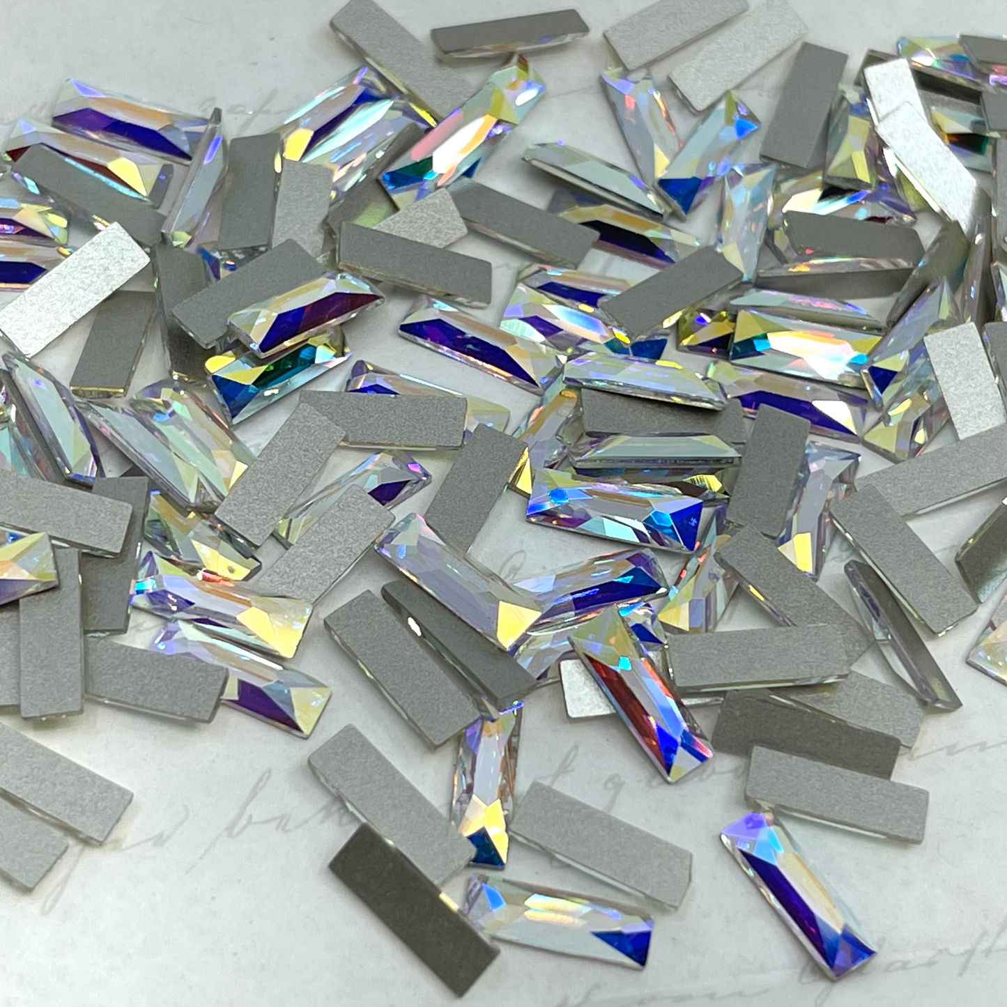 2555 Cosmic Baguette 12x4mm