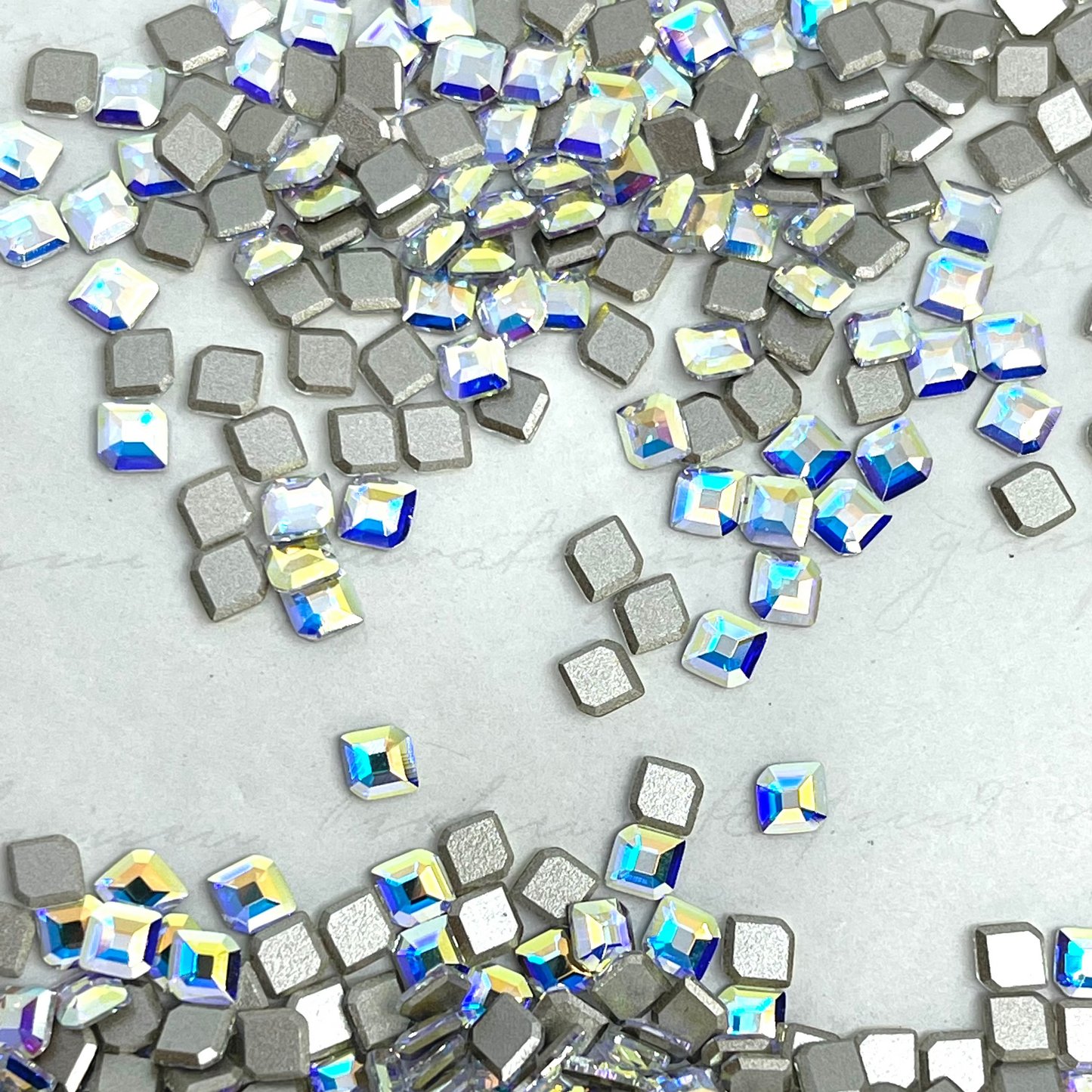 2777 Concise Hexagon 5x4.2mm