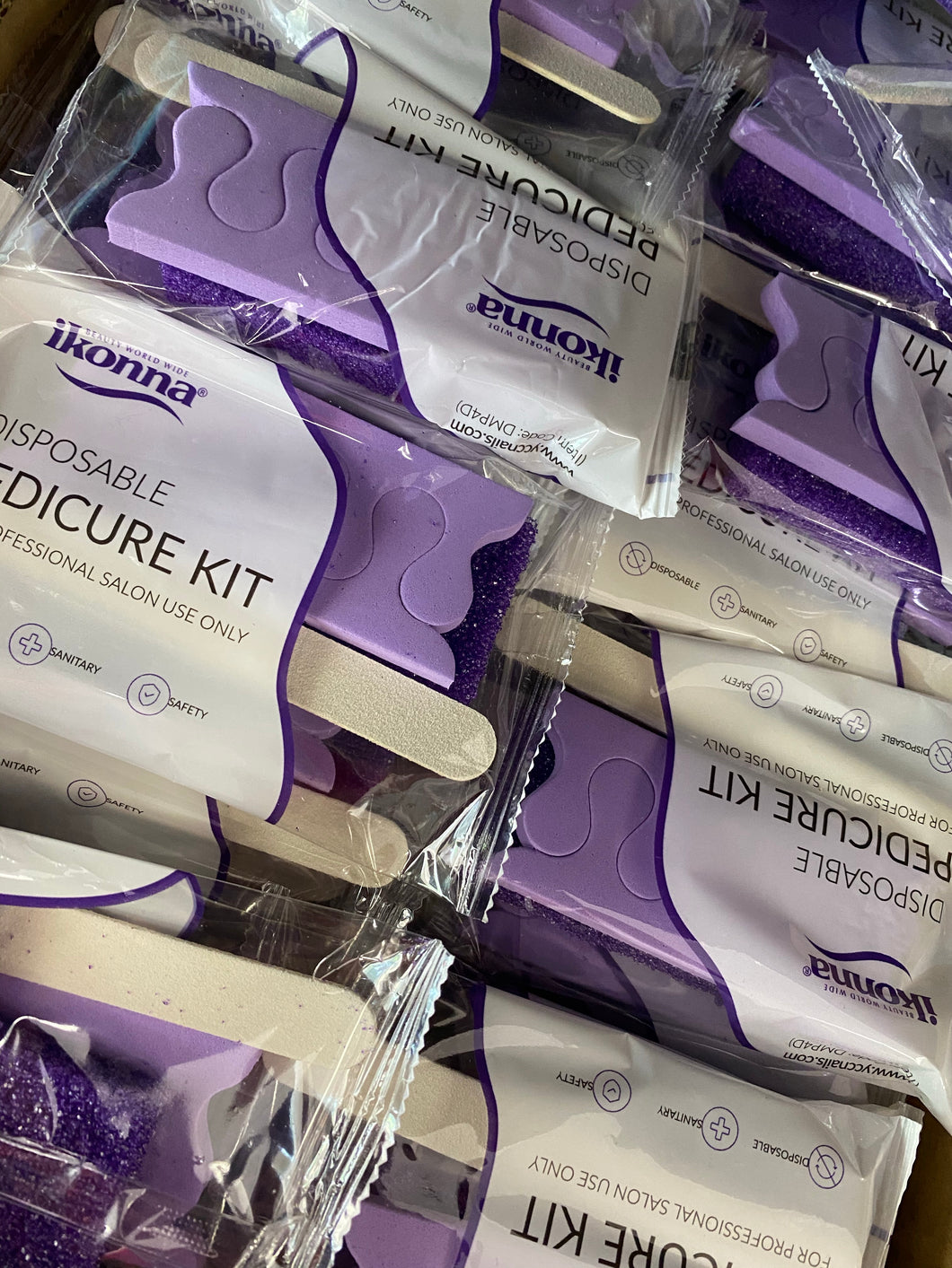 Ikonna Pedicure Kit( varies colors)