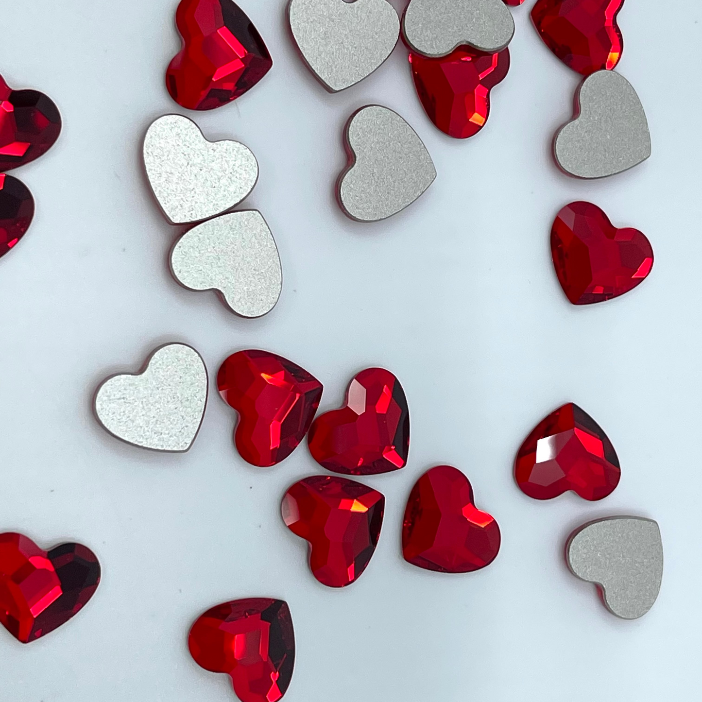 2808 RED Heart Flat Back 14mm